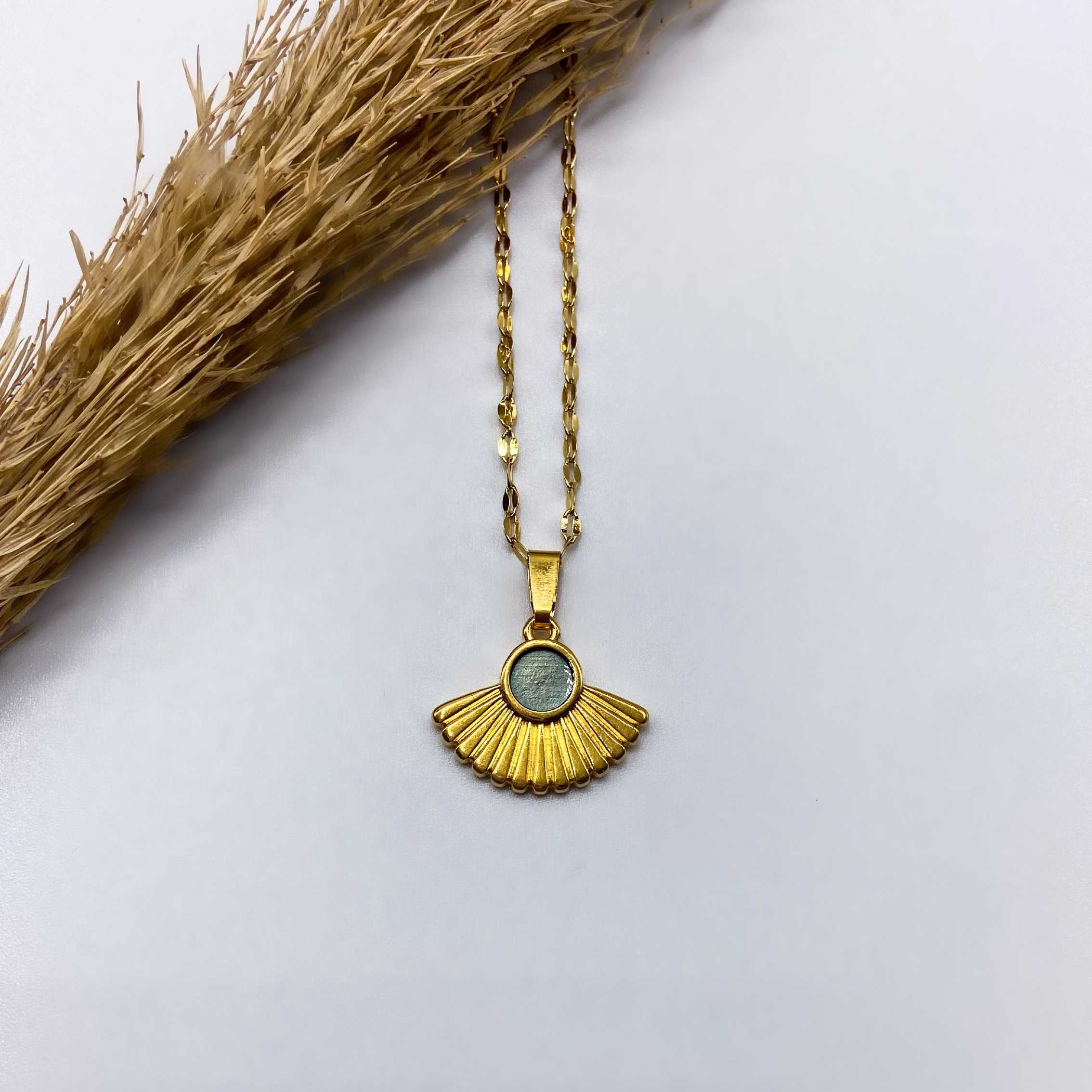 HELIA NECKLACE - GOLD & GREY