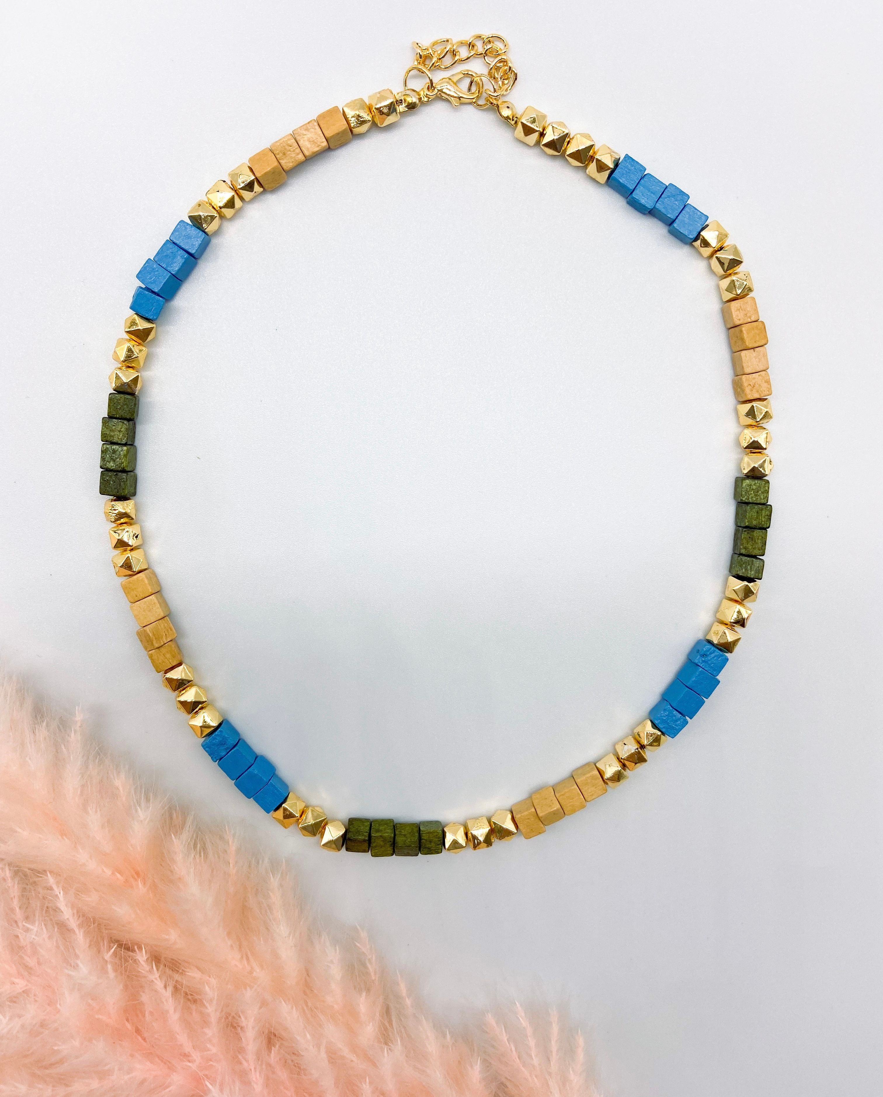 SKOPELOS NECKLACE - GREEN BEIGE & BLUE ' - ' ΜΕ ΧΑΝΤΡΕΣ