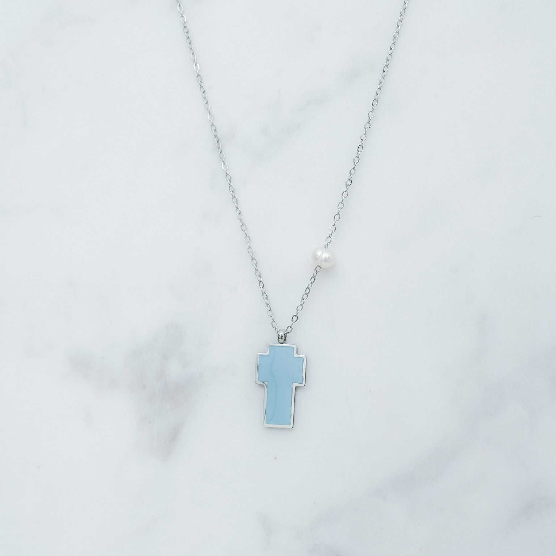 CROSS NECKLACE - SILVER