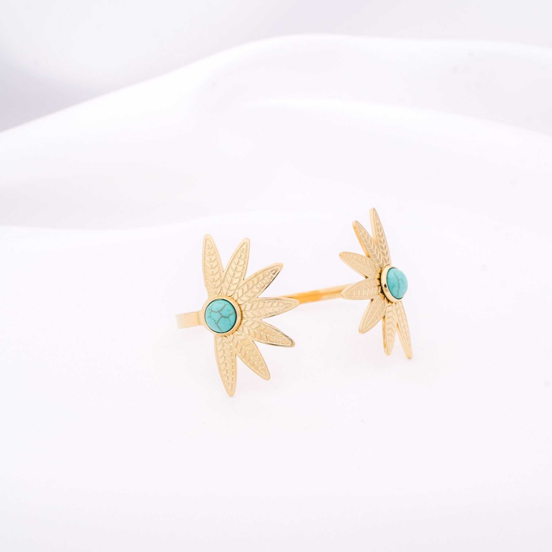 ANEMONE HANDCUFF - GOLD