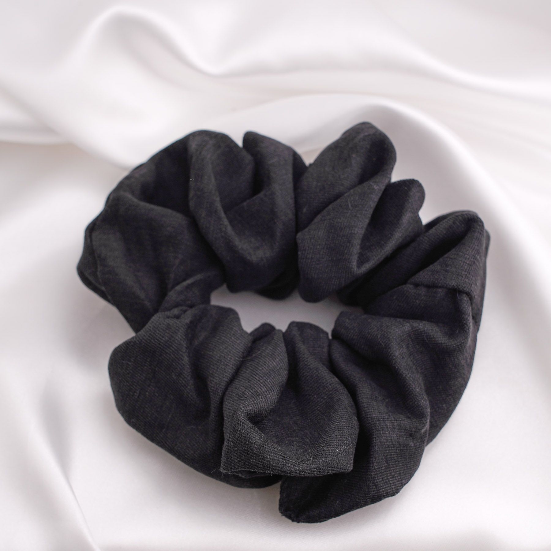 CATHERINE SCRUNCHIE - BLACK  ' - ' SCRUNCHIES