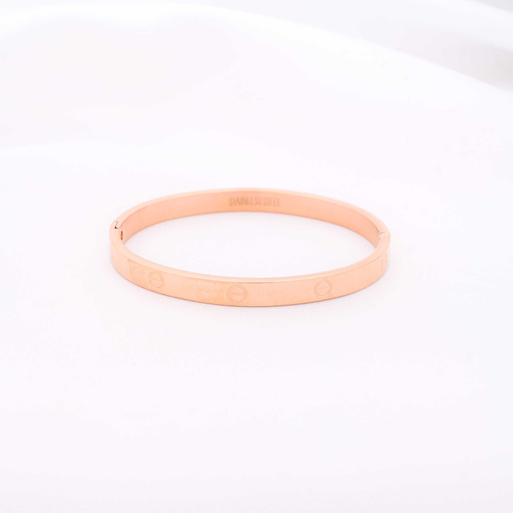 FORTUNA HANDCUFF - ROSE GOLD 