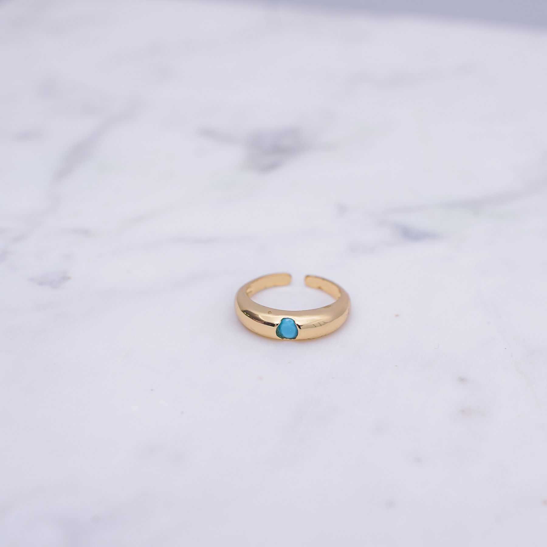 EXOTIC RING - GOLD & LIGHT BLUE