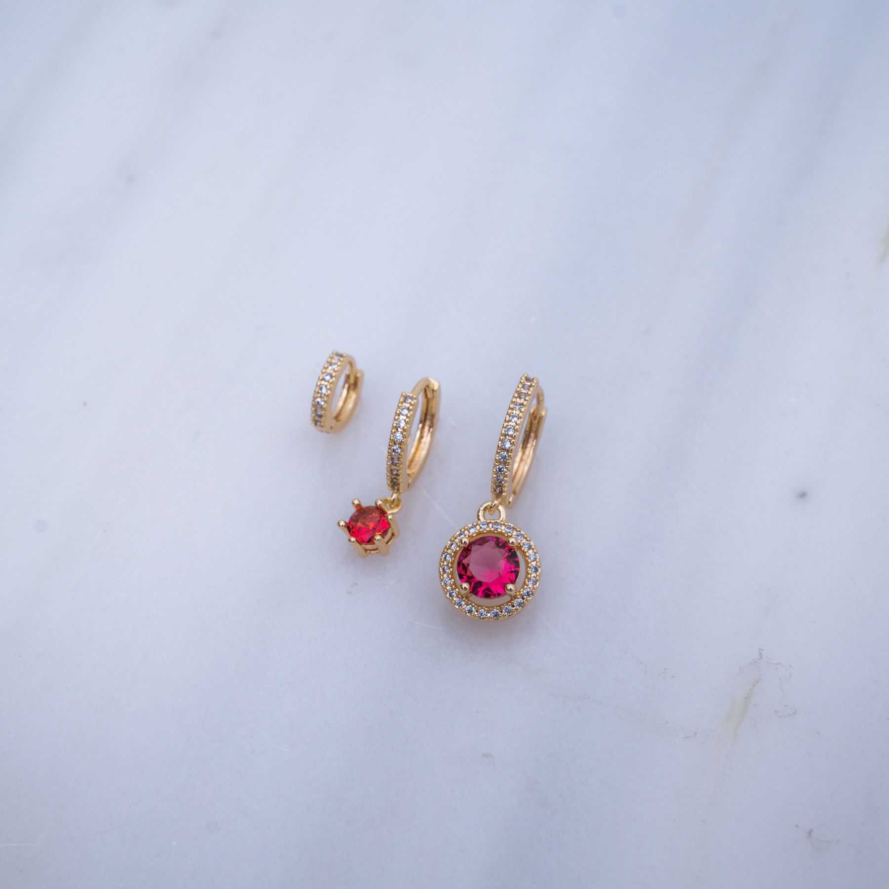 ESTELLE TRIPLE EARRING SET - GOLD & RED