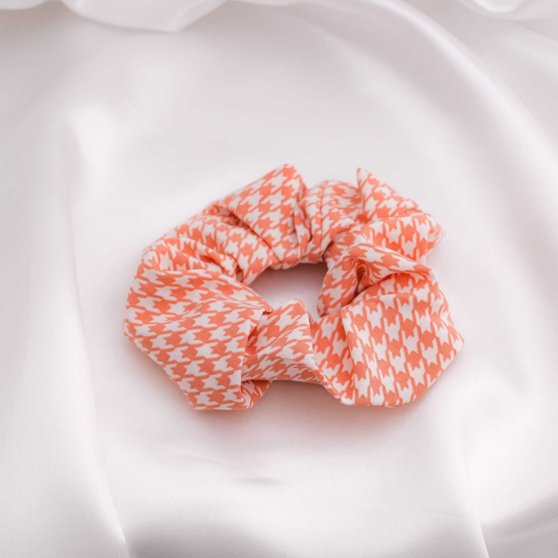 ANNABELLA SCRUNCHIE - PINK 