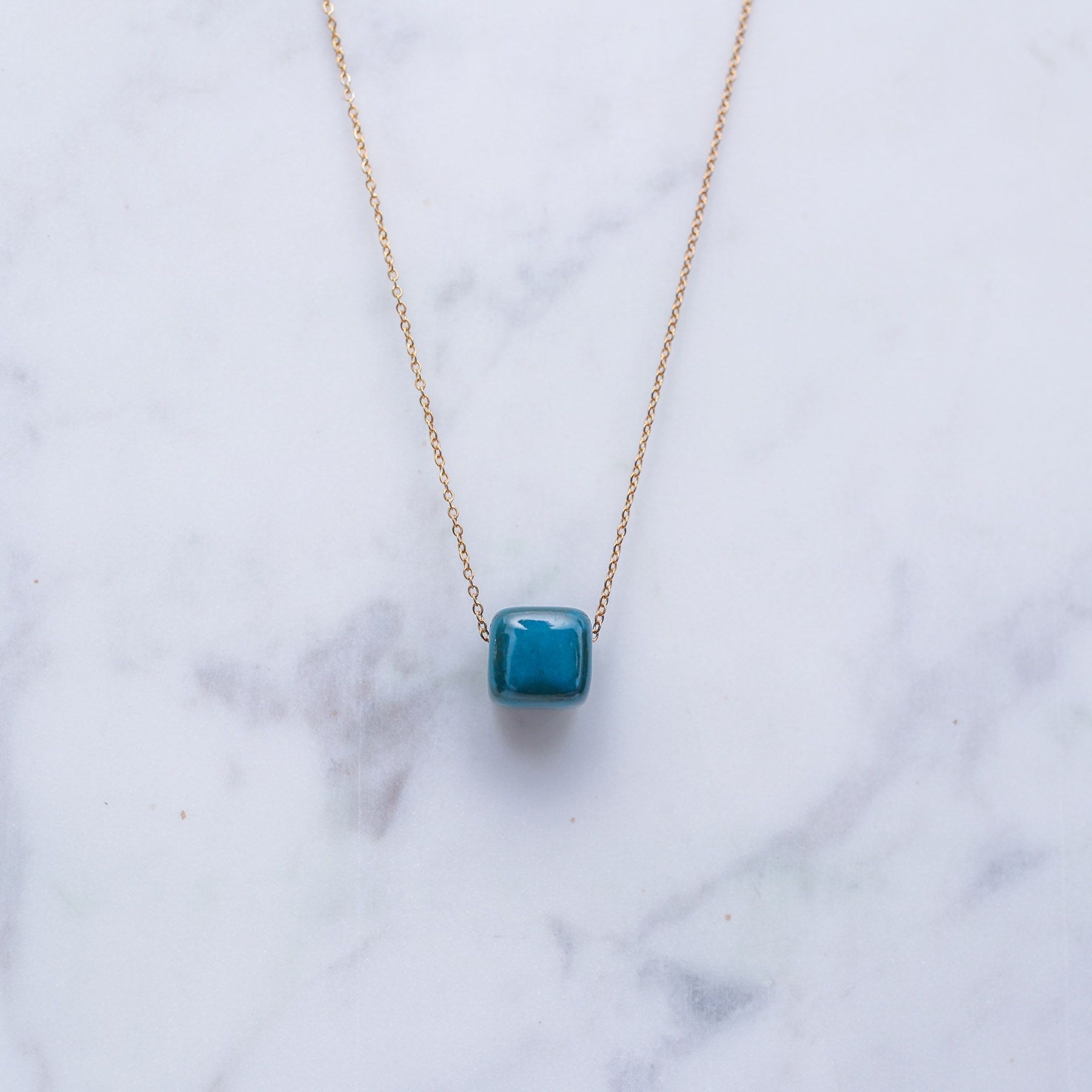 KIVOS NECKLACE - GOLD & DEEP BLUE ' - ' ΚΥΒΟΙ