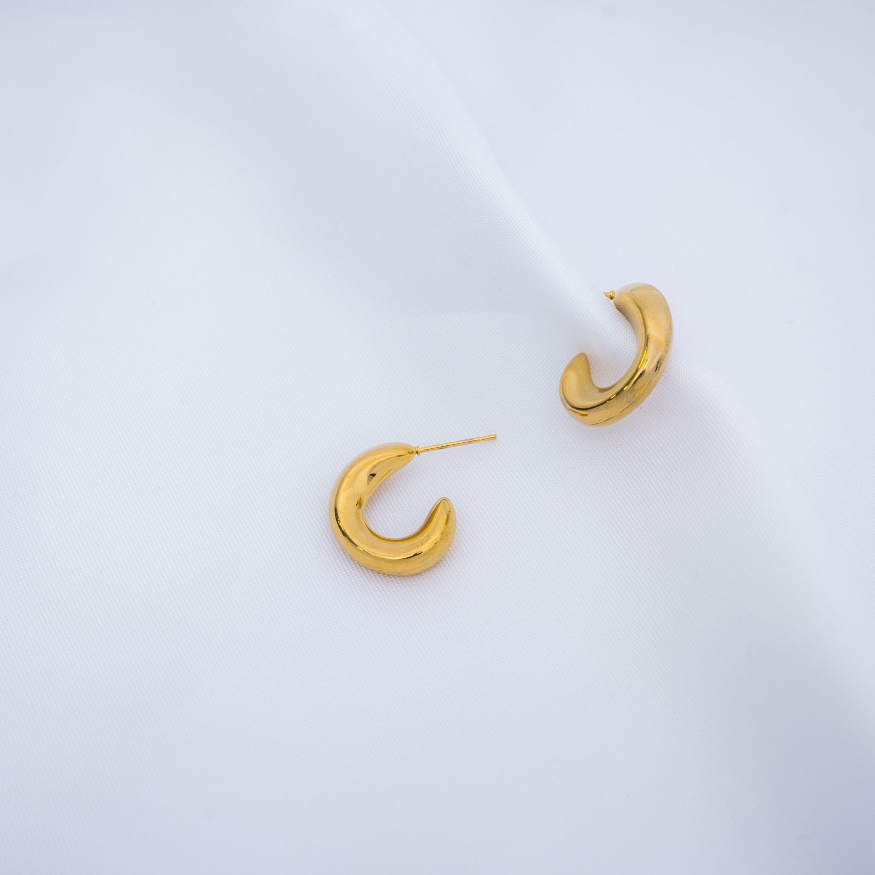GENEVIEVE HOOPS - GOLD ' - ' ΚΡΙΚΟΙ