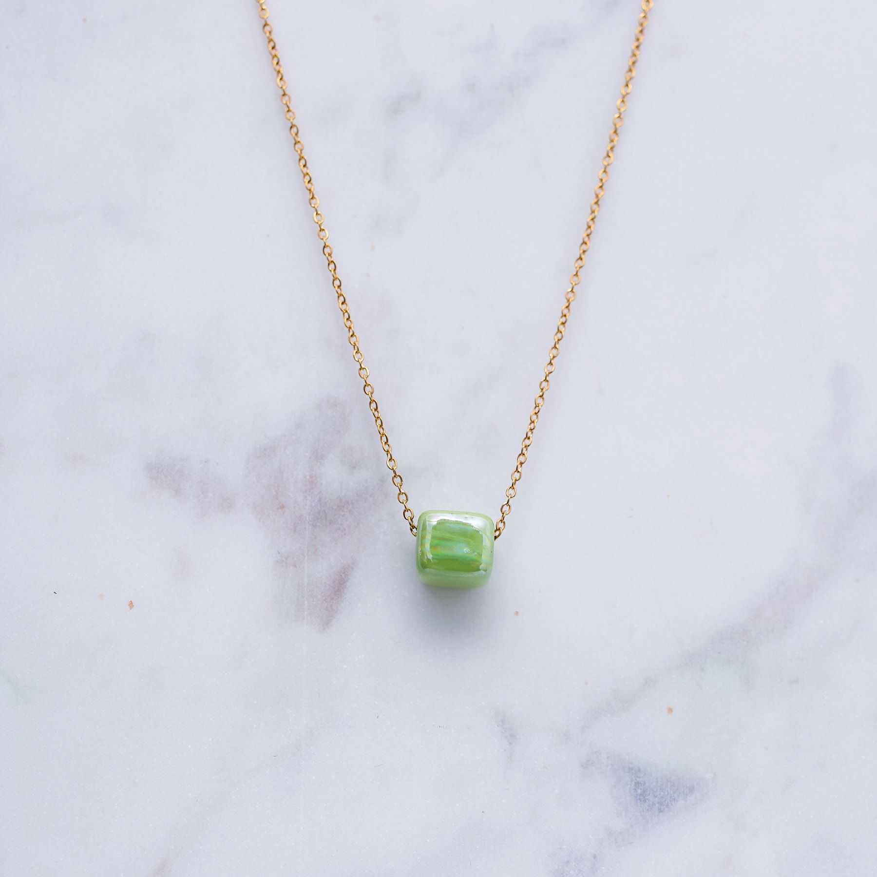 KIVOS NECKLACE MINI - GOLD & LIGHT GREEN