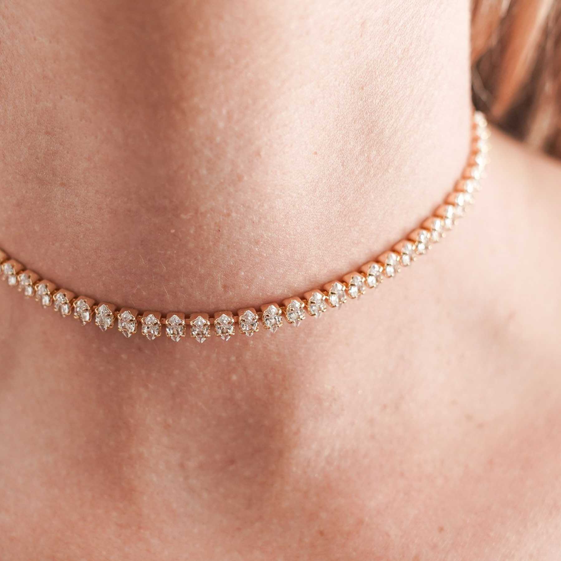 DALEYZA CHOKER NECKLACE - GOLD