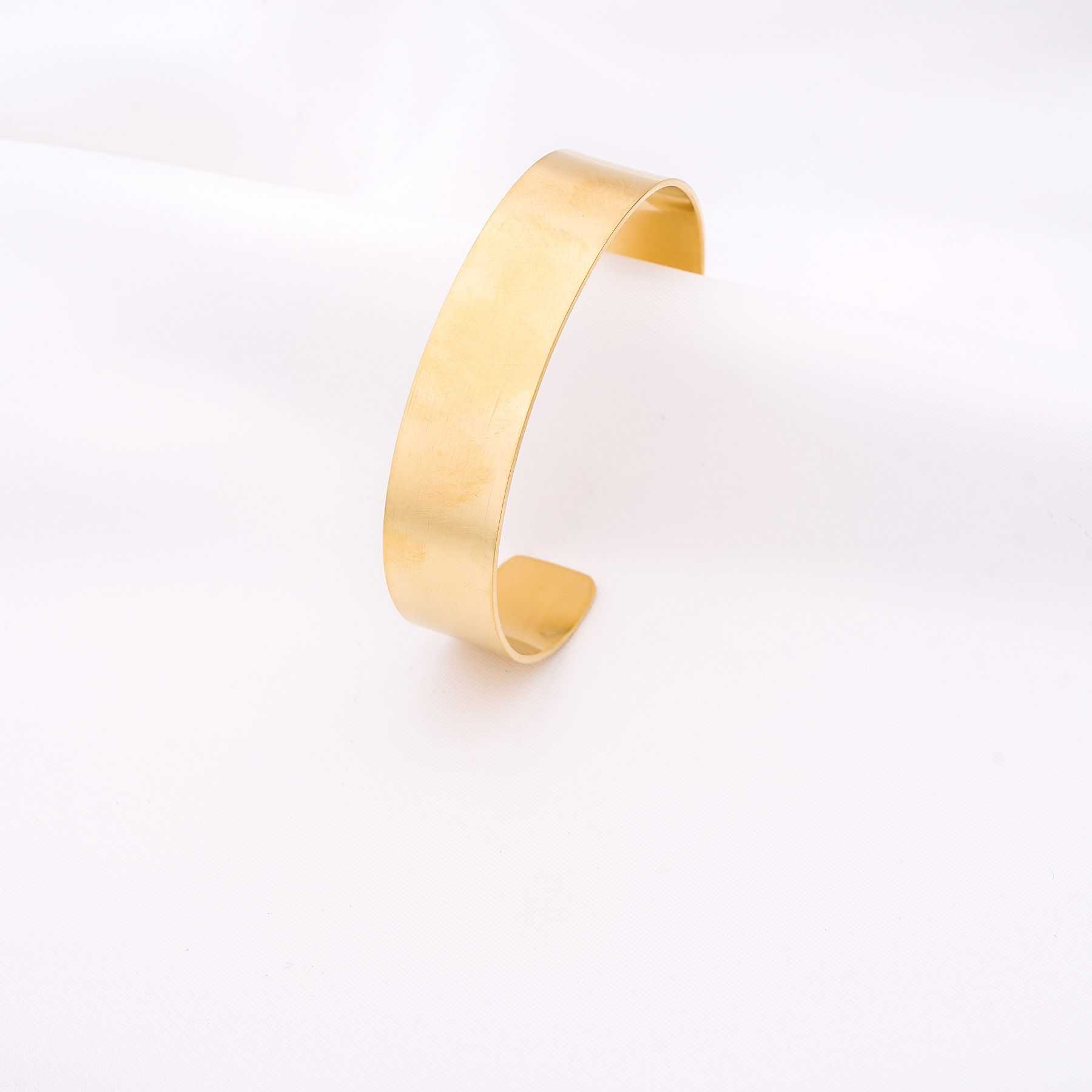 DONNA HANDCUFF - GOLD