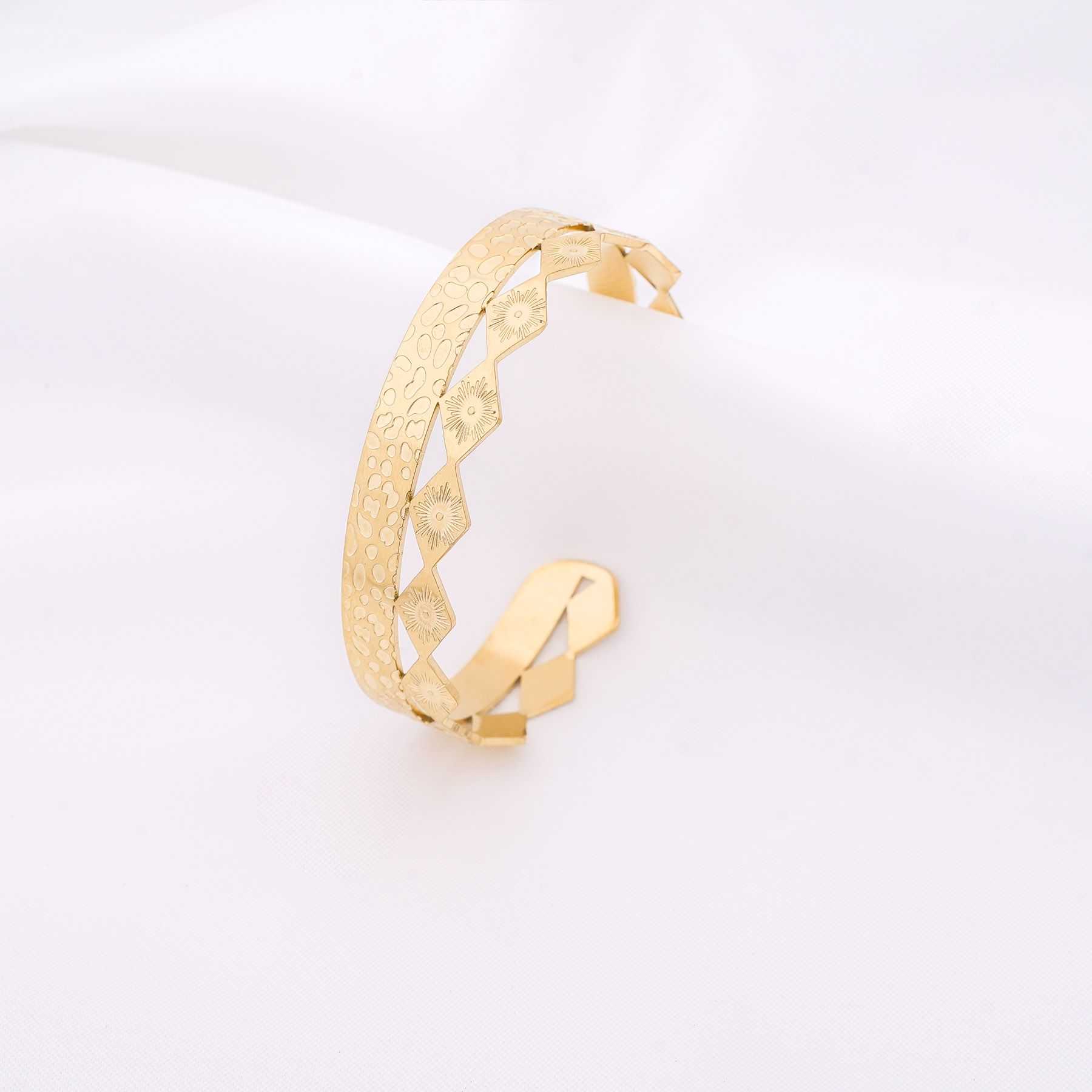 HAVANA HANDCUFF - GOLD