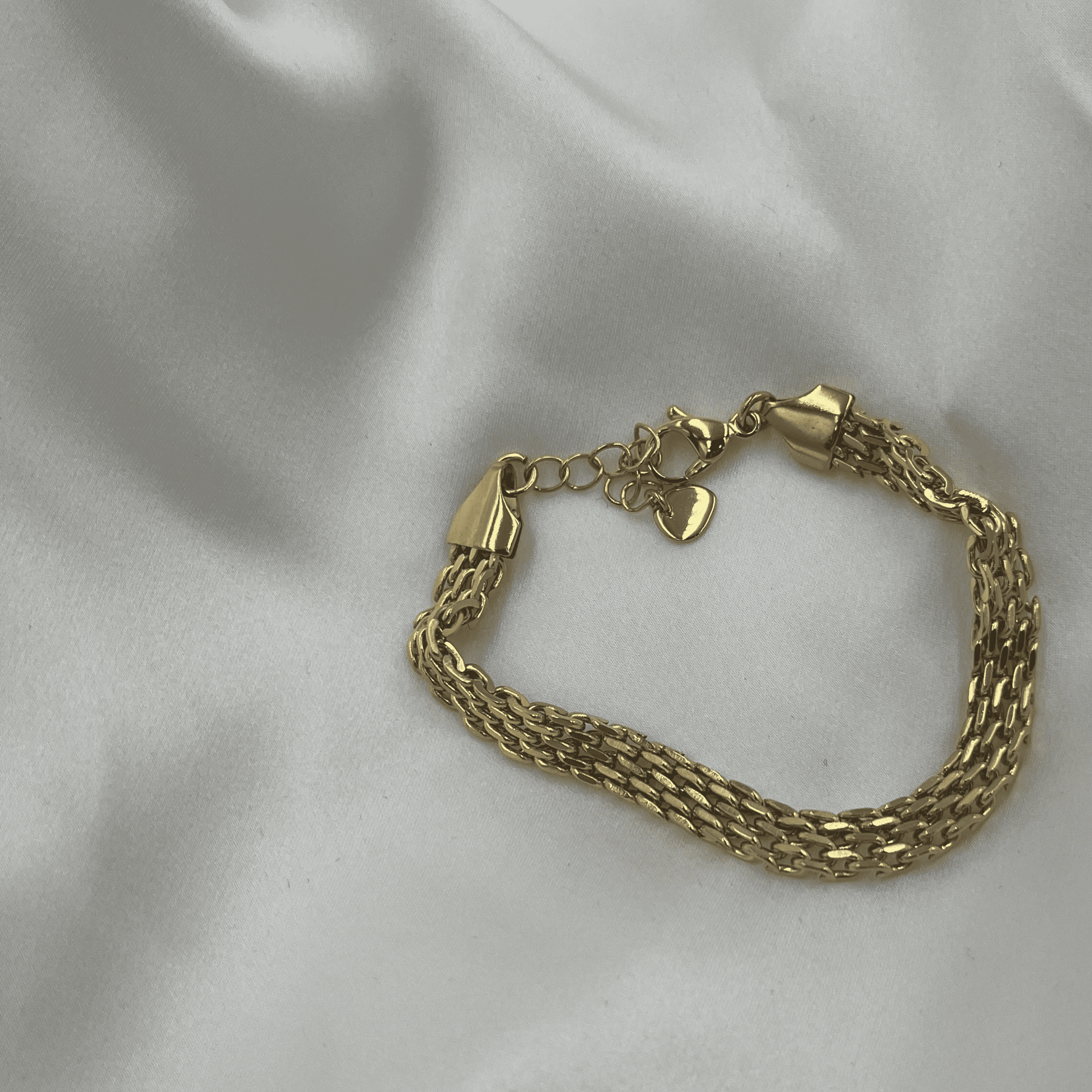 LUXE GOLD BRACELET