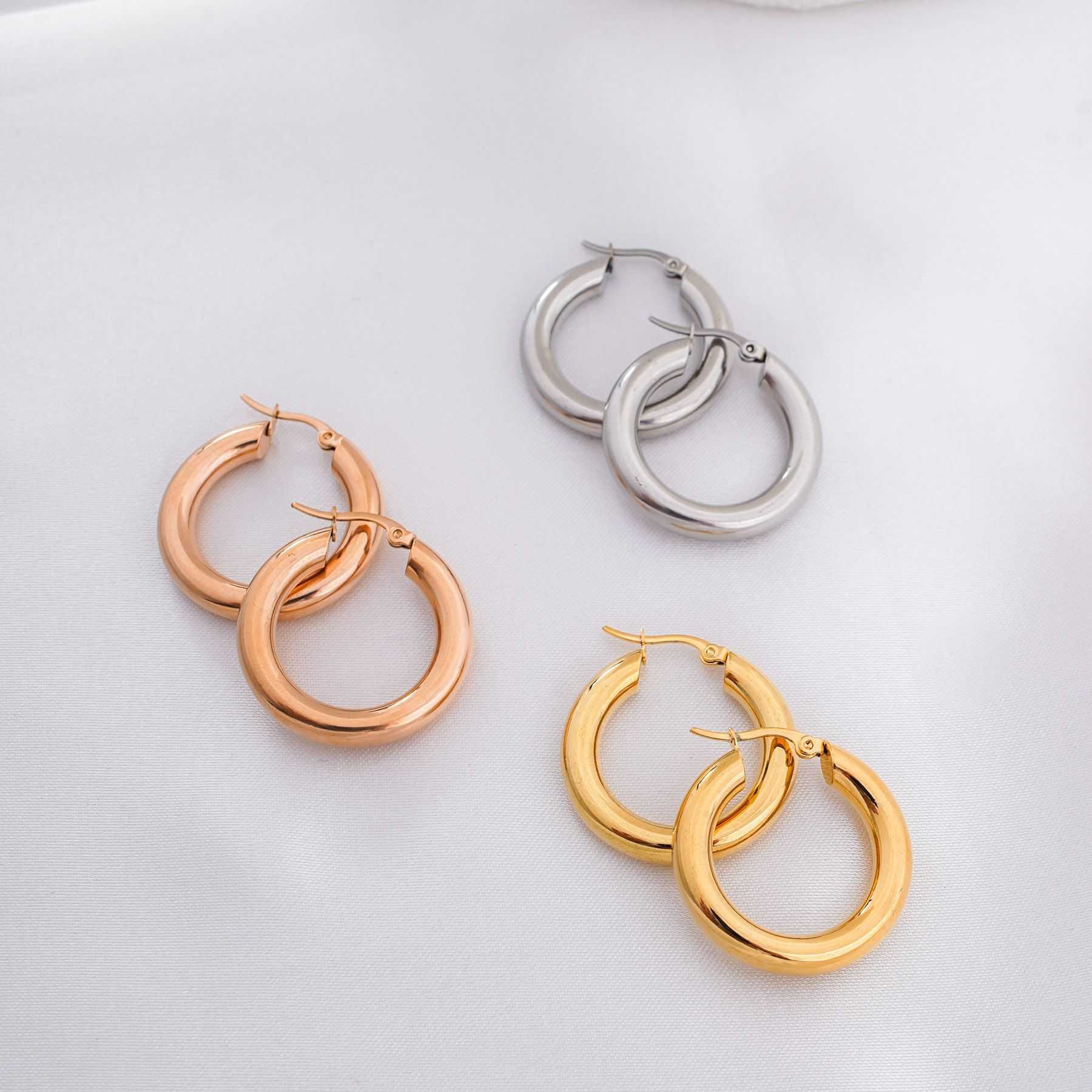 RENATA HOOPS - ROSE GOLD
