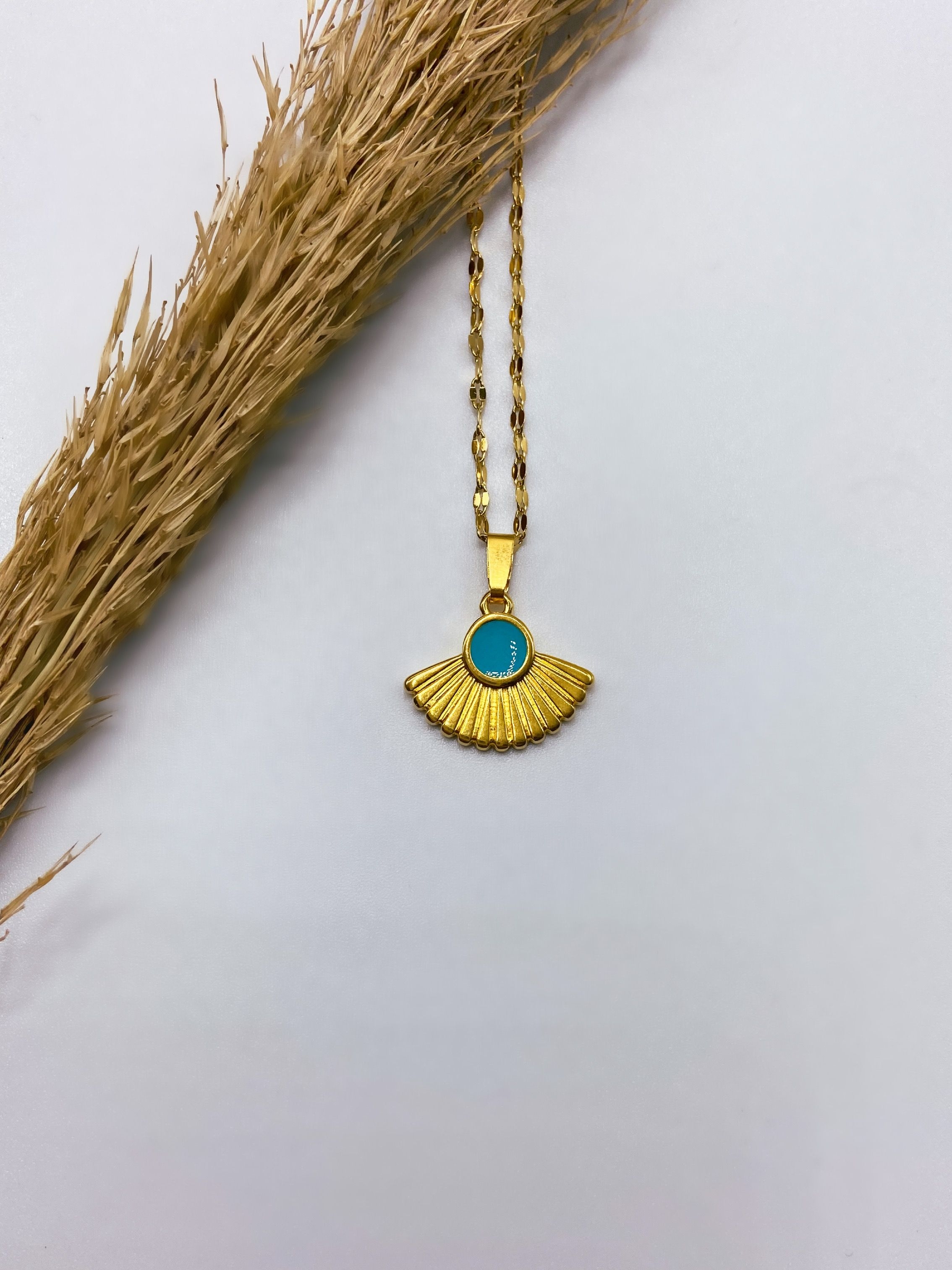 HELIA NECKLACE - GOLD & BLUE ' - ' ΜΕΝΤΑΓΙΟΝ