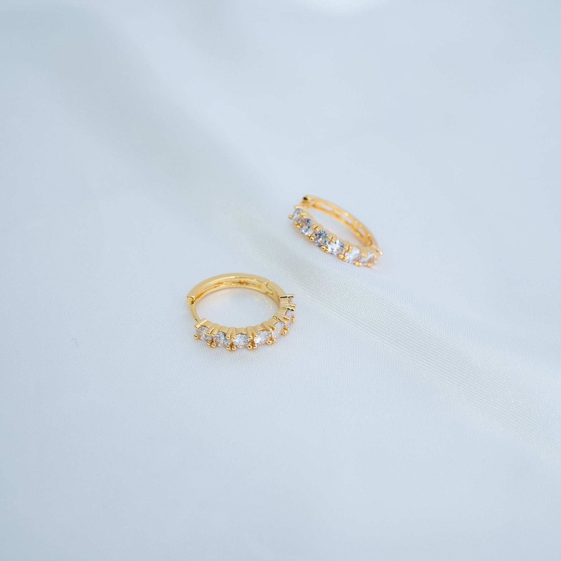 NATALIE EARRINGS - GOLD ' - ' ΚΡΕΜΑΣΤΑ
