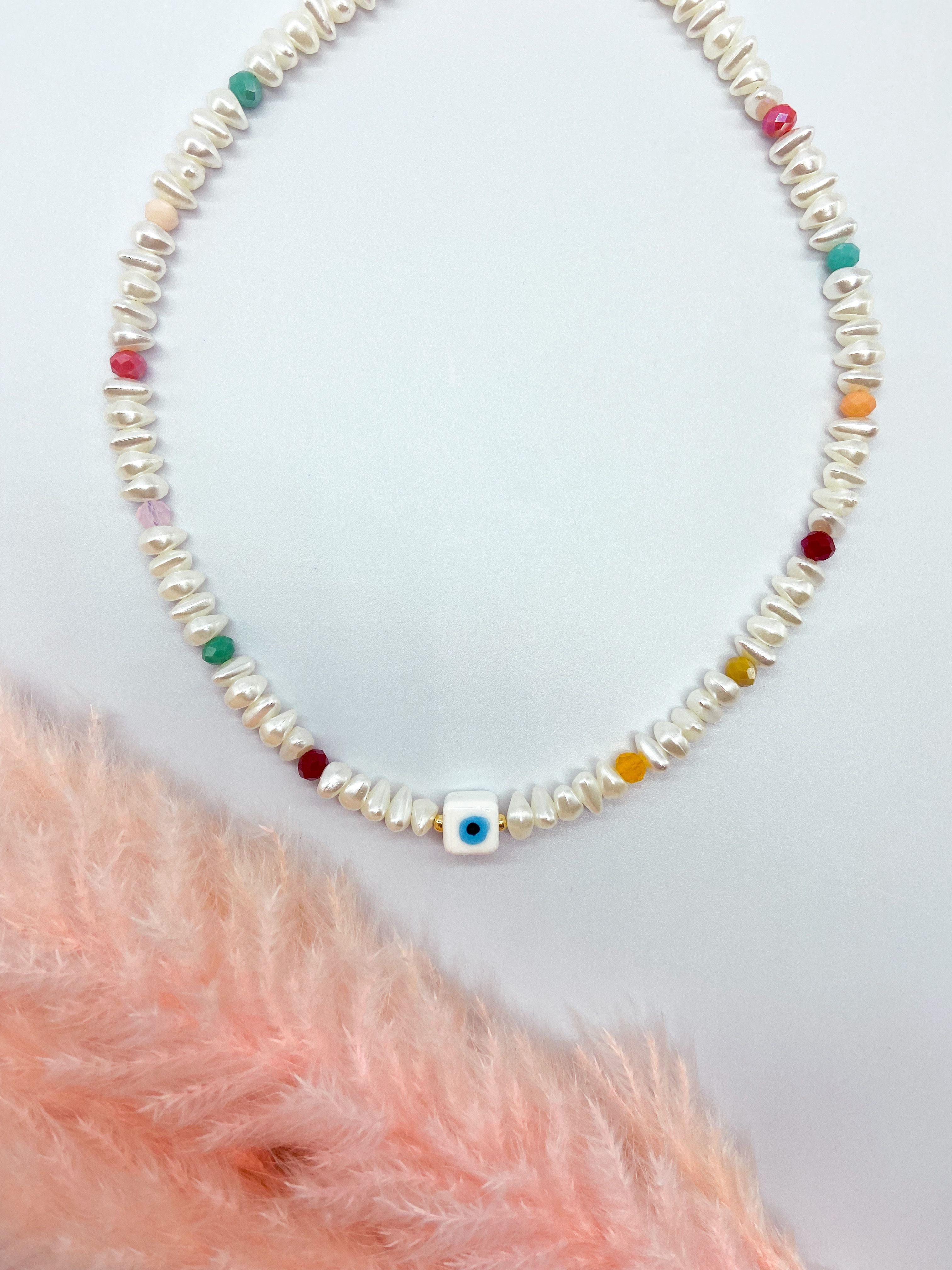 FLORES NECKLACE - COLOURFUL WHITE ' - ' ΜΕ ΧΑΝΤΡΕΣ