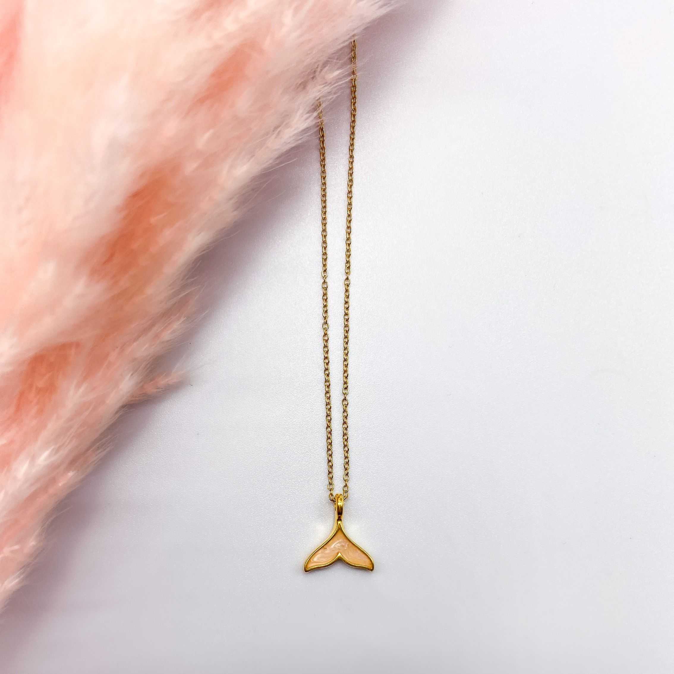 GORGONA NECKLACE - GOLD & BEIGE