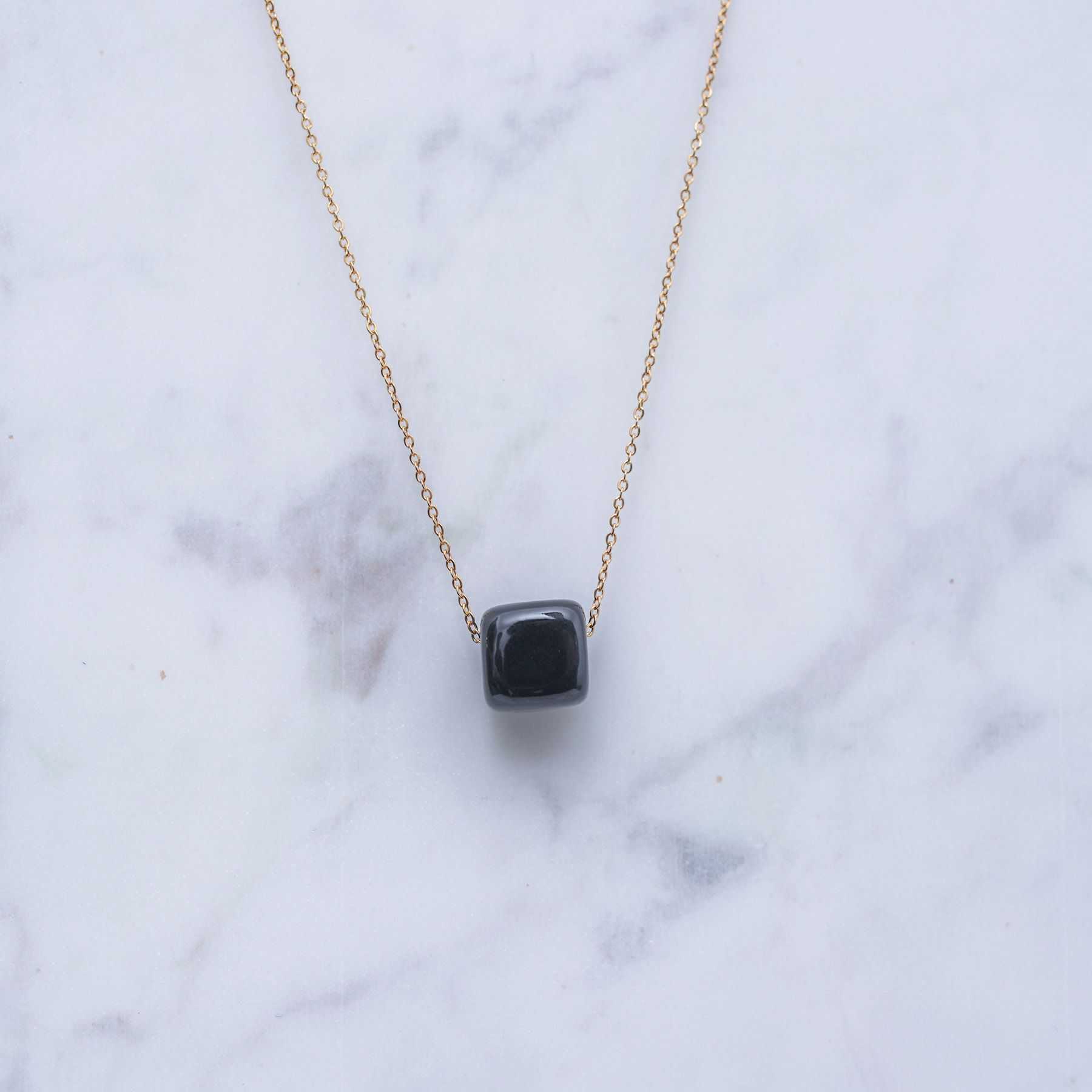 KIVOS NECKLACE - GOLD & BLACK