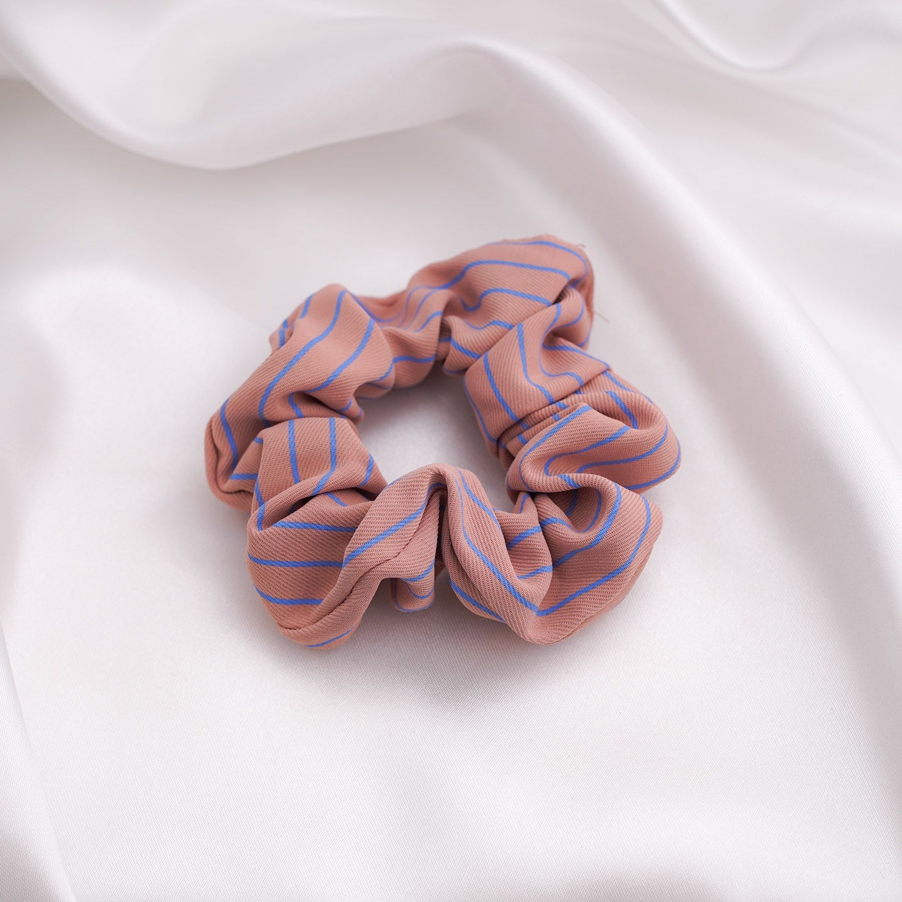 LUNA SCRUNCHIE - PINK ' - ' SCRUNCHIES