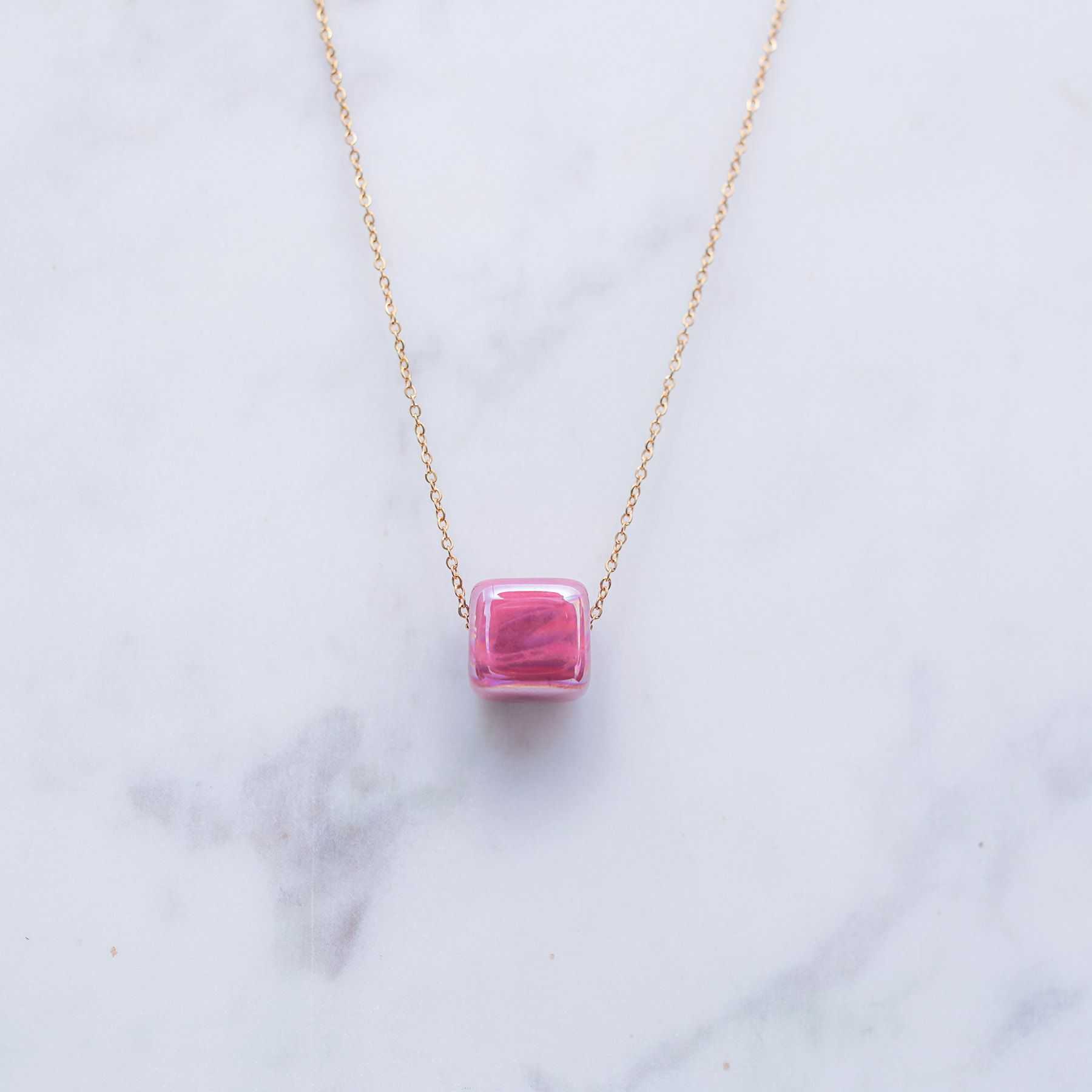 KIVOS NECKLACE MINI - GOLD & PEARL PINK