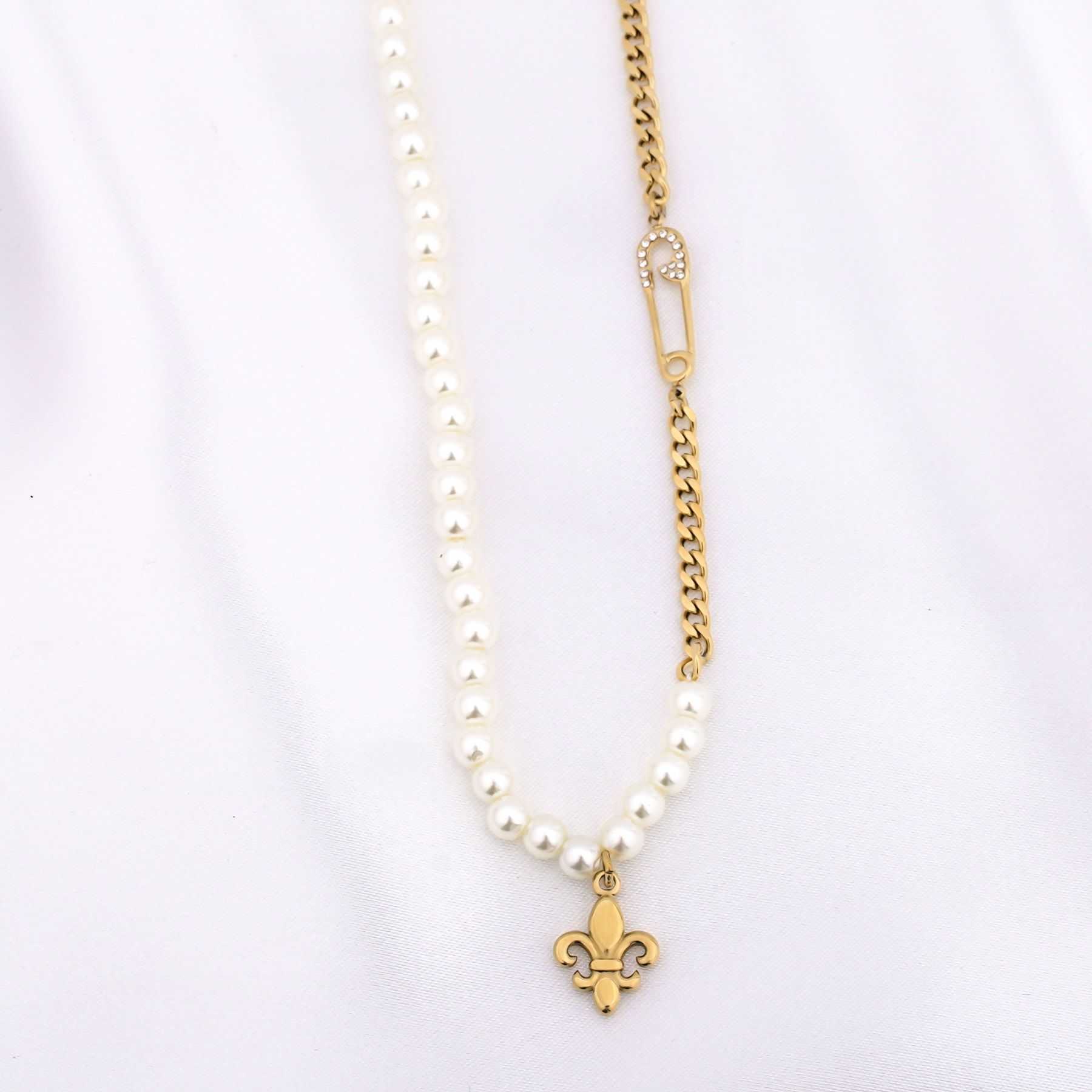 AVRA NECKLACE - GOLD