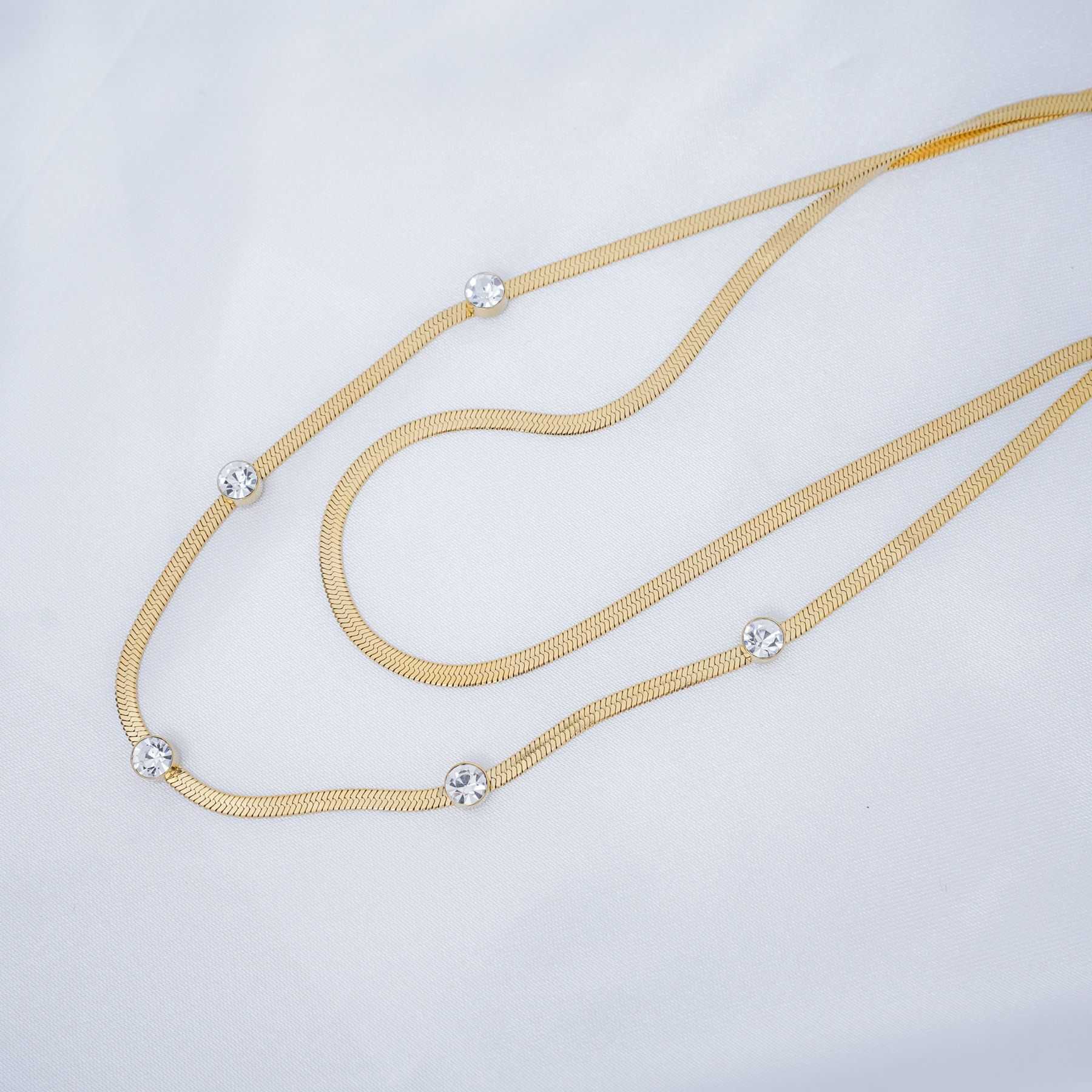 CASSANDRA DOUBLE NECKLACE - GOLD & WHITE
