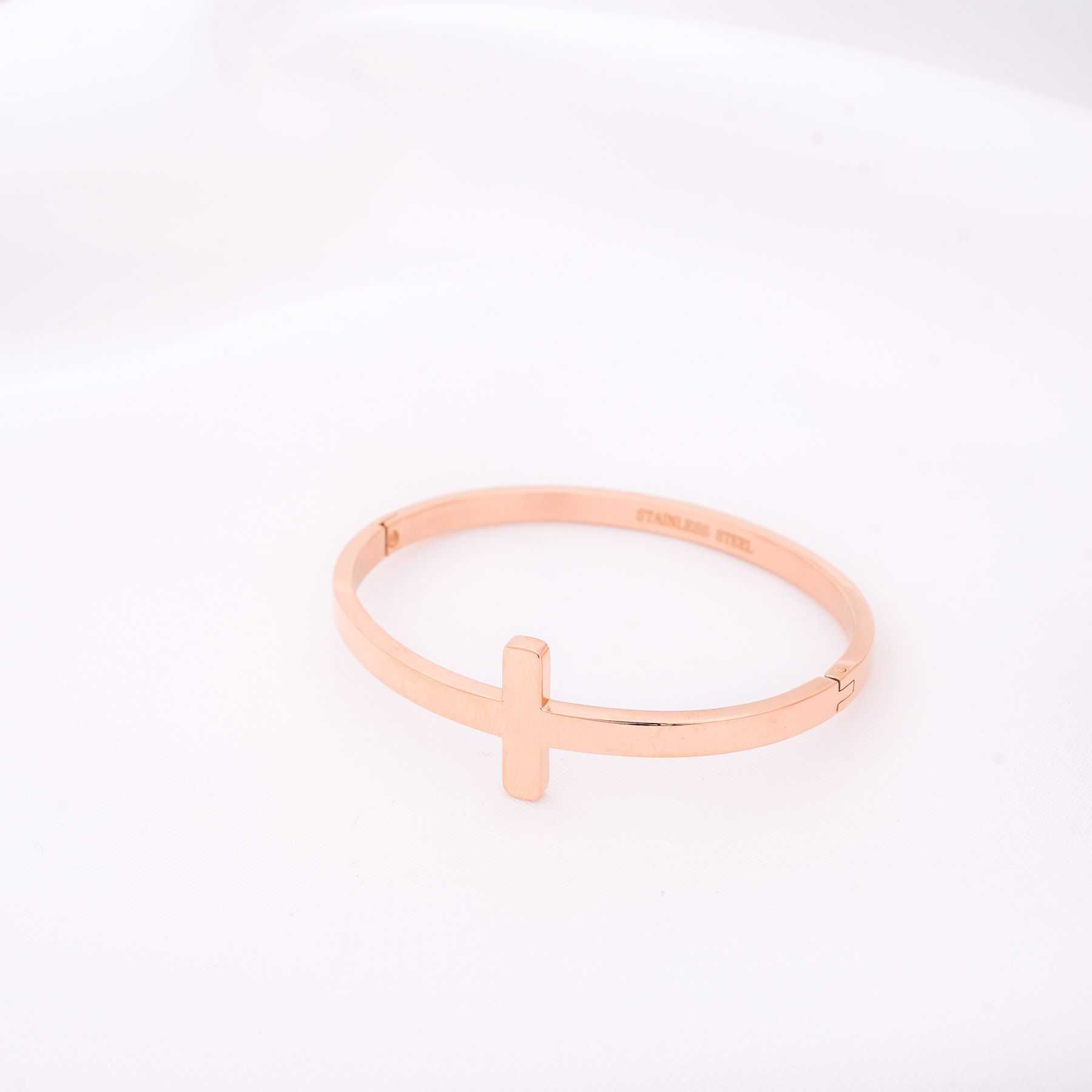 EUNOIA HANDCUFF - ROSE GOLD