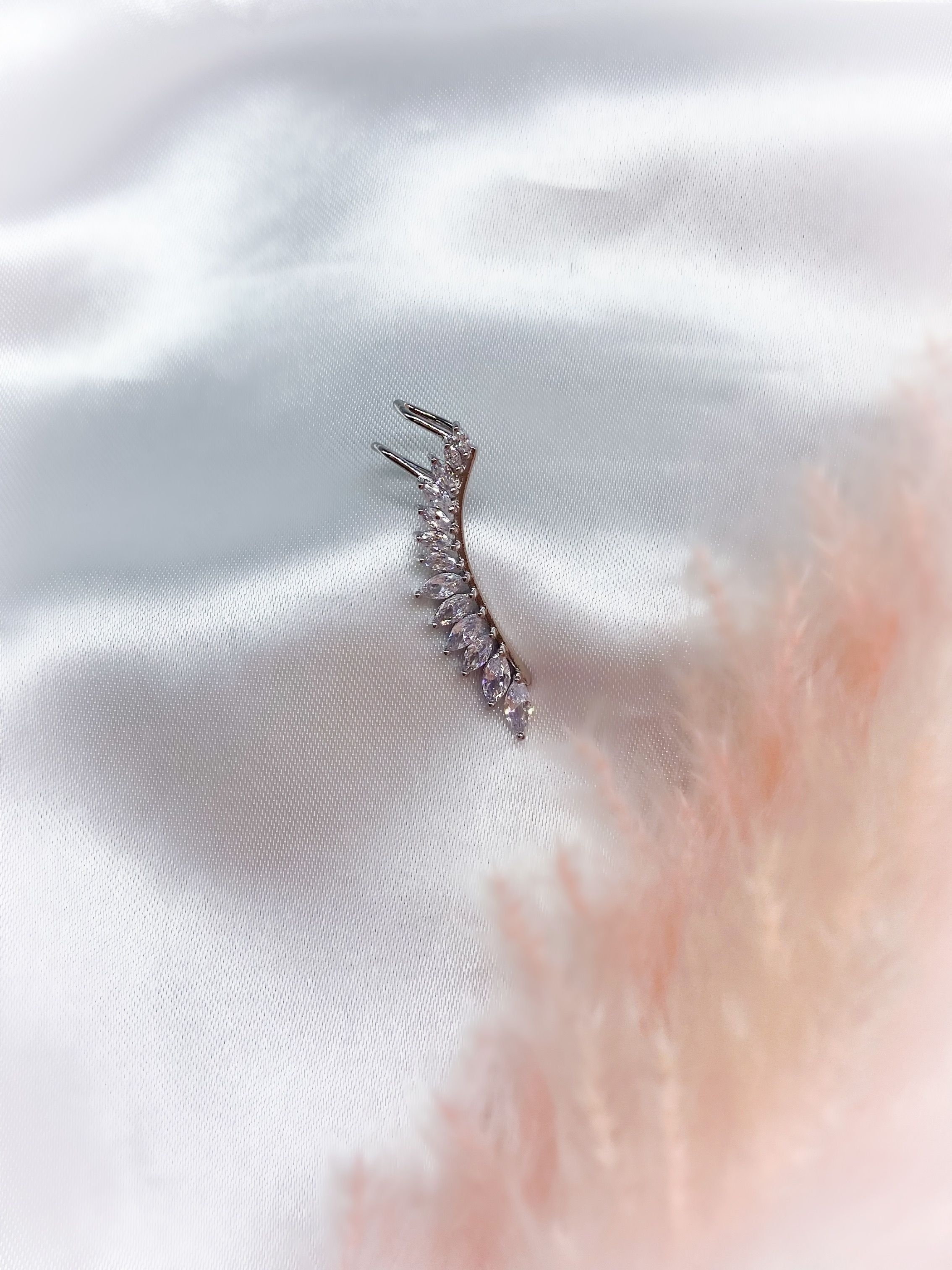 LESLIE CLIMBER EARRING - SILVER ' - ' CLIMBERS