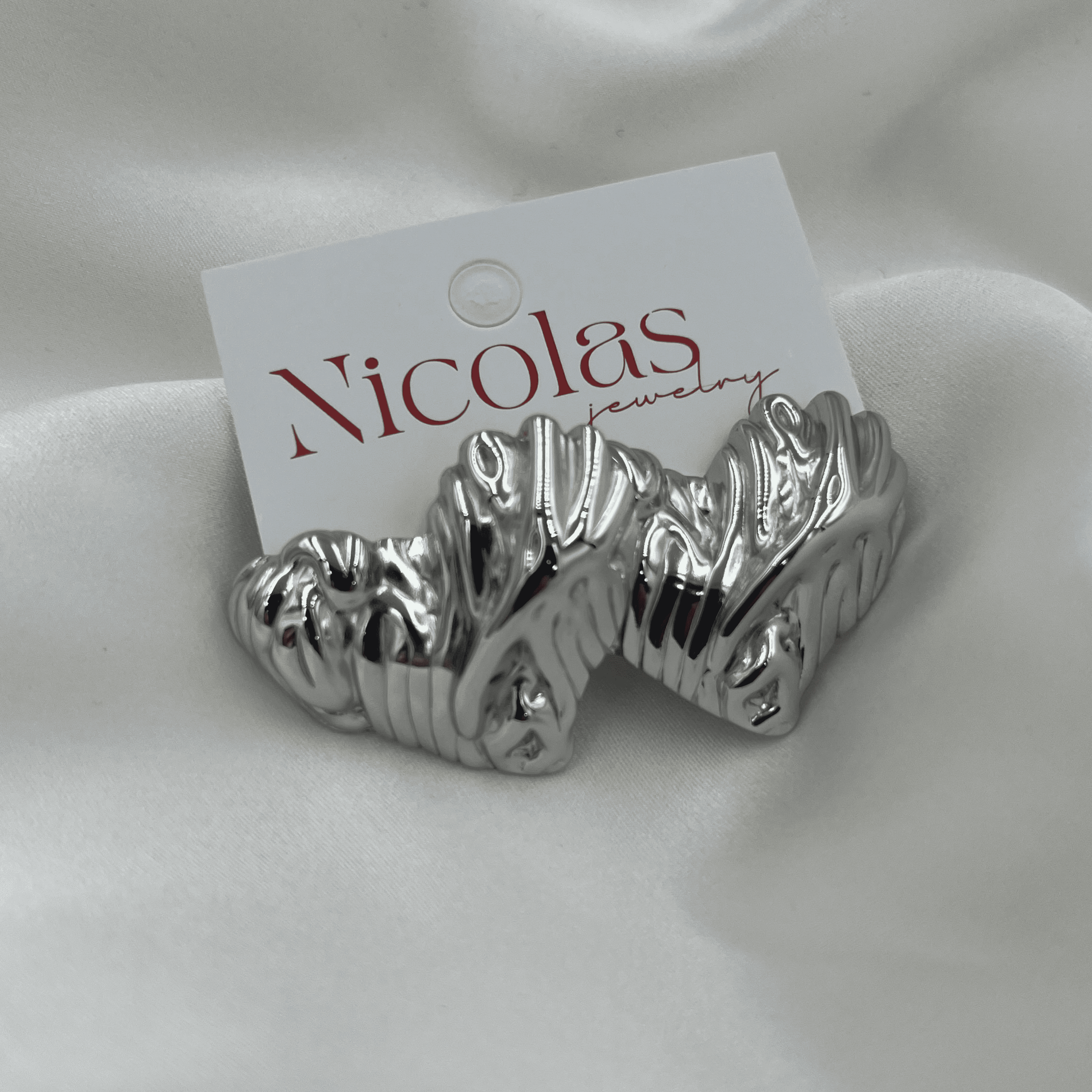 HEARTMELT SILVER EARRINGS