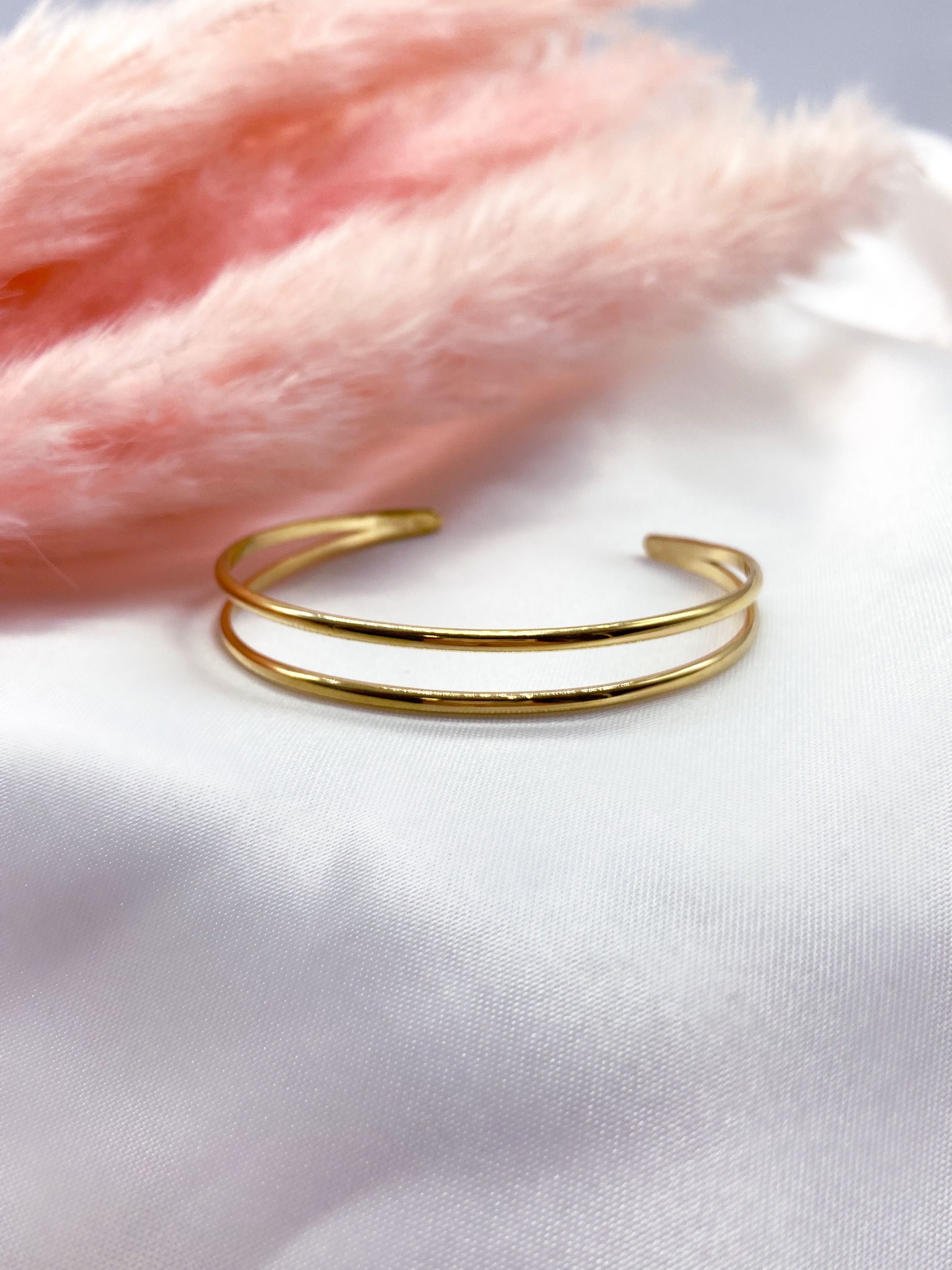 EMILIA HANDCUFF - GOLD ' - ' ΧΕΙΡΟΠΕΔΕΣ