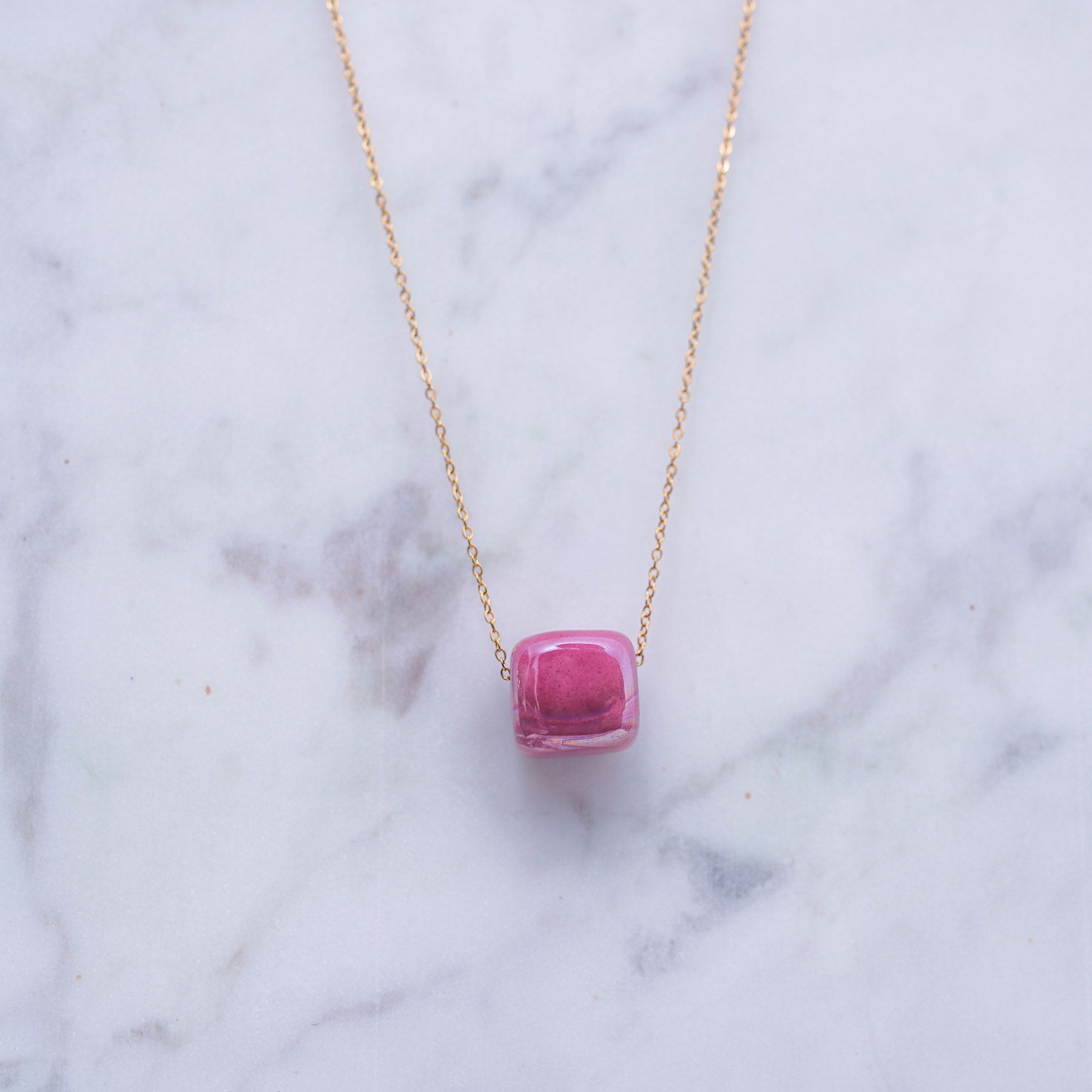 KIVOS NECKLACE - GOLD & PEARL PINK ' - ' ΚΥΒΟΙ