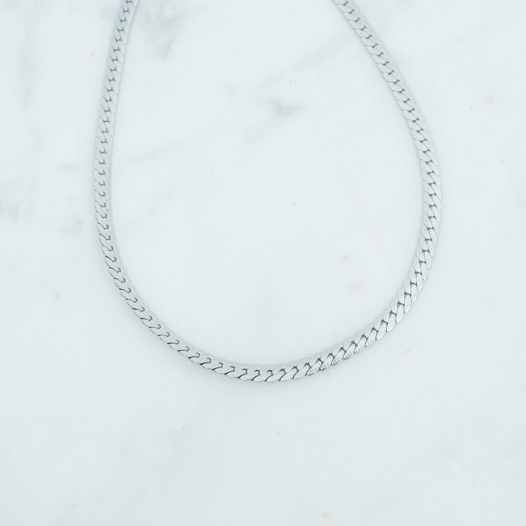 EUPHORIA CHAIN NECKLACE - SILVER